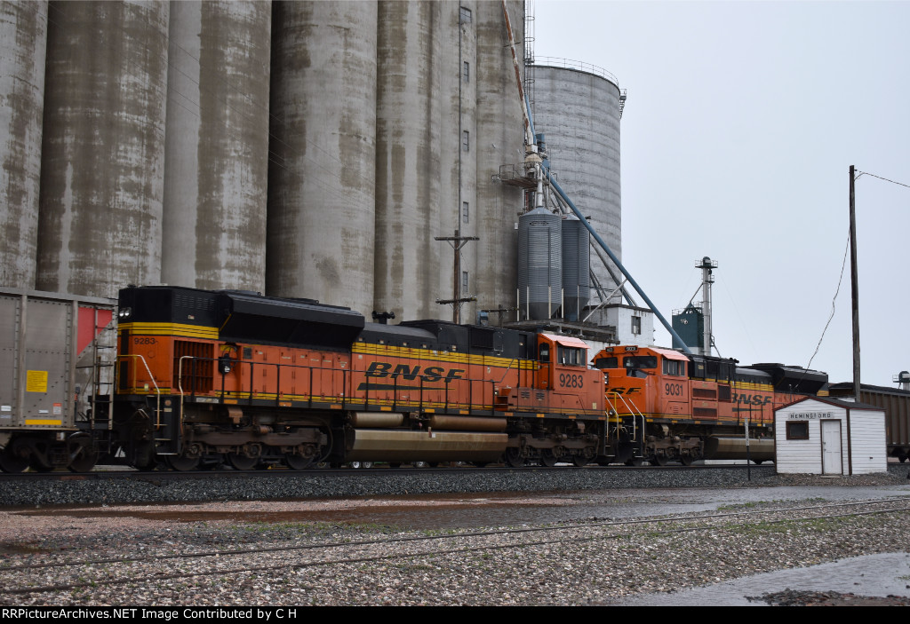 BNSF 9283/9031